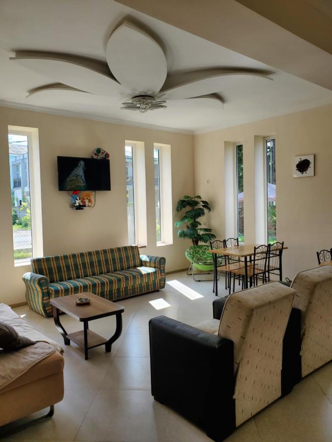 Bed and Breakfast Maka Ureki Exterior foto